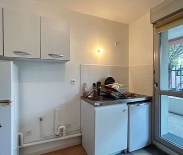 Appartement 1 pièces 29m2 REIMS 430 euros - Photo 4