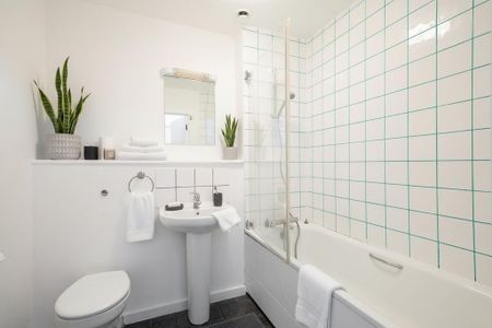 1 bedroom flat to rent - Photo 5