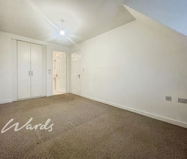 4 bedroom detached house to rent - Photo 4