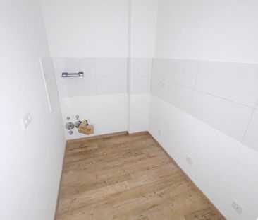 Moderne und möblierte 2-Zimmer-Wohnung in Frankfurt-Ostend – nur we... - Foto 1