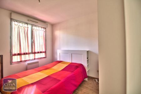 Location Appartement 2 pièces 47m² ST ETIENNE 42000 - Photo 4