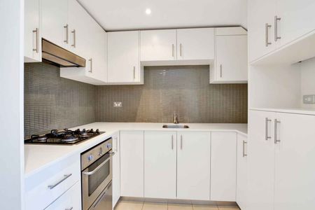 7/41b Elizabeth Bay Road Elizabeth Bay - Photo 2