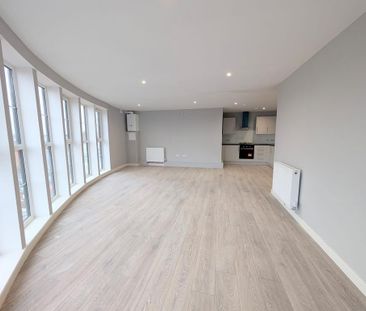 2 bedroom flat to rent - Photo 3