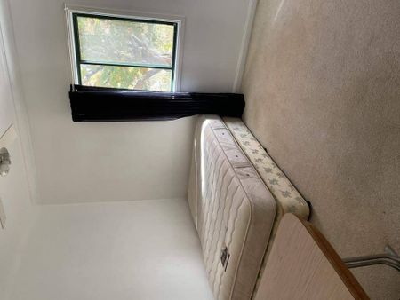 Three Bedroom Home - Photo 3