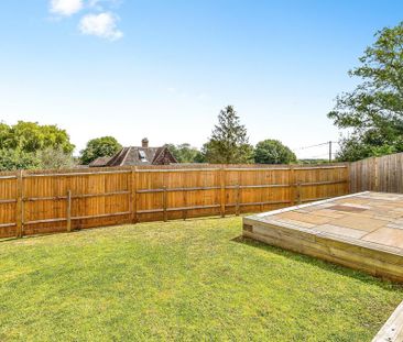 4 bedroom detached house to rent - Photo 3