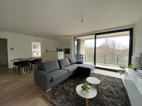 Beautiful 1-bedroom apartment with a terrace in a new building - Foto 1