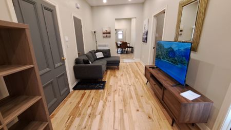 Plateau Mont-Royal: 4 closed bedroom appartment - Photo 2