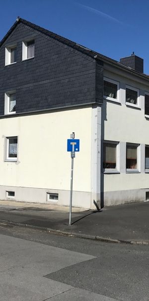 Gemütliche DG-Wohnung in ruhiger Lage! - Photo 1