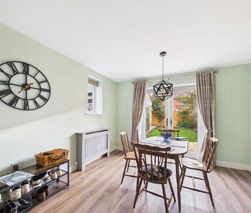 3 bedroom semi-detached house to rent - Photo 2