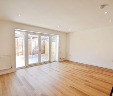 1 bedroom Bungalow To Let - Photo 1