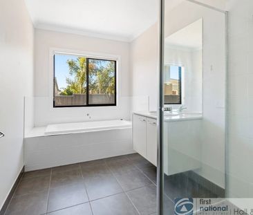 Family home in popular Cornerstone Estate! - Photo 5