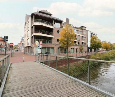 Appartement met 2 slpk., autostaanplaats en terras in centrum Aarsc... - Photo 1