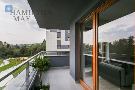 Nowoczesne i komfortowe mieszkanie w inwestycji Małe Błonia - Zdjęcie 3