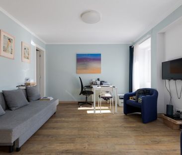1 room luxury Apartment for rent in Oeiras, Lisbon - Photo 3