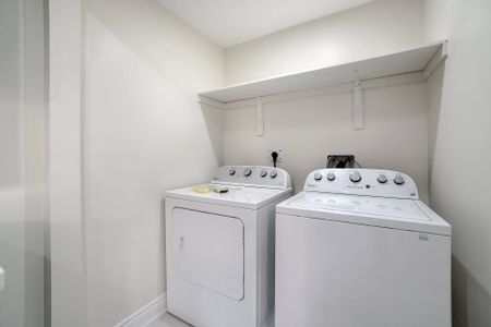 For Lease - 3252 Escada Drive, Mississauga, Ontario - Photo 5