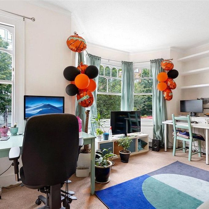 2 bedroom maisonette to rent - Photo 1