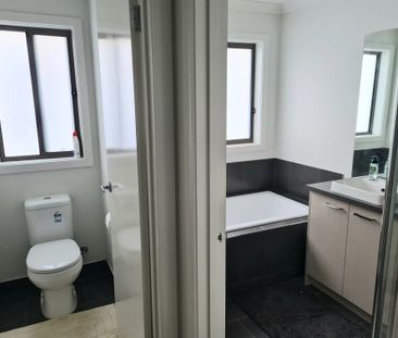 Cobblebank - Photo 6