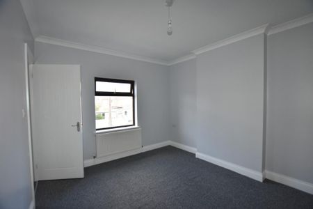 3 bedroom detached house to rent - Photo 4