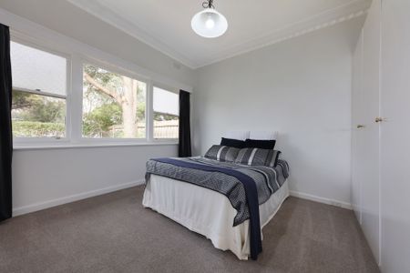 25 Perry Street Moorabbin VIC - Photo 4