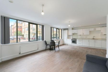 2 bedroom ground floor flat to rent - Photo 2