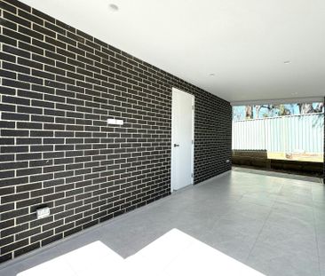 AS NEW MODERN GRANNY FLAT - Photo 5