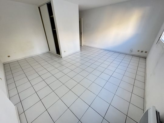 Beaux-Arts - Studio - 32,71m² - Photo 1