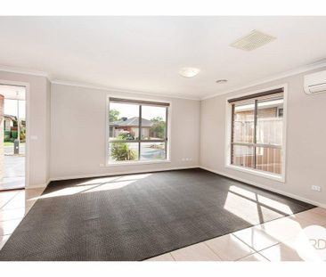 FAMILY HOME IN QUIET COURT! - Photo 6