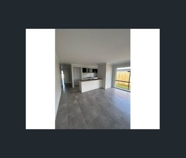 Four Bedroom Home in Logan Reserve - Photo 5