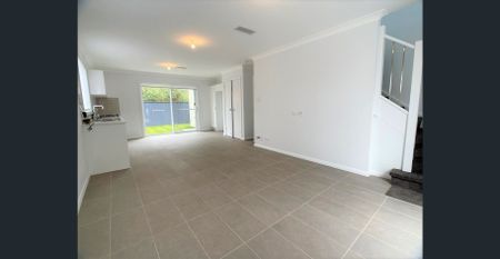 Presentation Perfect Townhouses. Move in NOW! - Photo 3