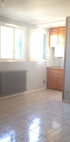 Location Appartement 1 pièce 27m² PERPIGNAN 66000 - Photo 1