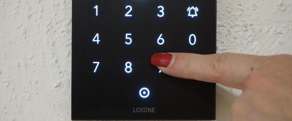 Wohnen auf Zeit: Charmante, voll ausgestattete 2-Zi-Whg mit Balkon (befristet bis 04/2026) - Foto 1