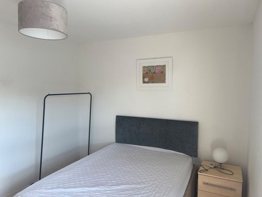 Room in a Shared Flat, Hove, BN3 - Photo 1