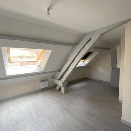 Location Appartement 1 pièce 15m² - Photo 4
