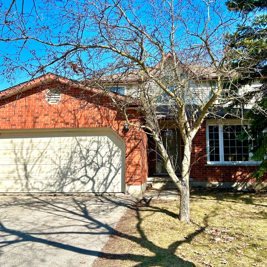 28 Brazolot Dr, Guelph - Photo 1