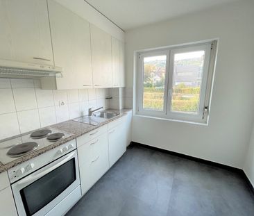 Centrally located 3-room apartment in Biel - Photo 2