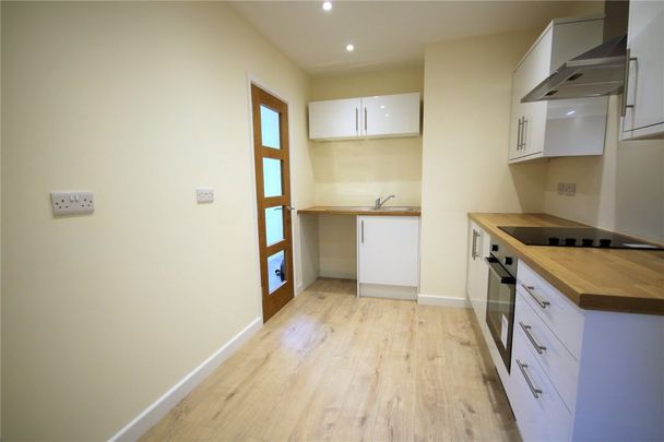 2 Bedroom - Lenten Street, Alton - Photo 1