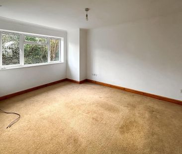 3 bedroom detached house to rent - Photo 4