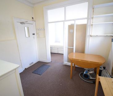 1 bedroom ground floor flat to rent - Photo 6