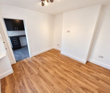 2 Bed Maisonette, Acton Lane, W3 - Photo 1