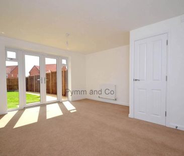 2 bedroom terraced house to rent - Photo 2