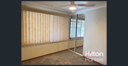 3 Bedroom Family home in a great location! - Photo 4