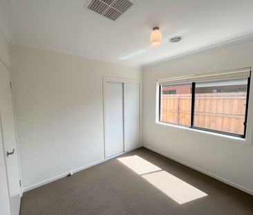 Four-bedrooms Big House - Photo 5