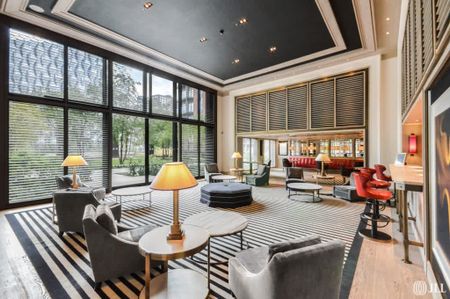 Embassy Gardens, London SW11 - Photo 2