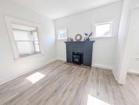Bright & Spacious 1-Bedroom Unit in Central St. Catharines! - Photo 5