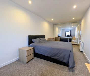 2 bedroom apartment to rent - Photo 6