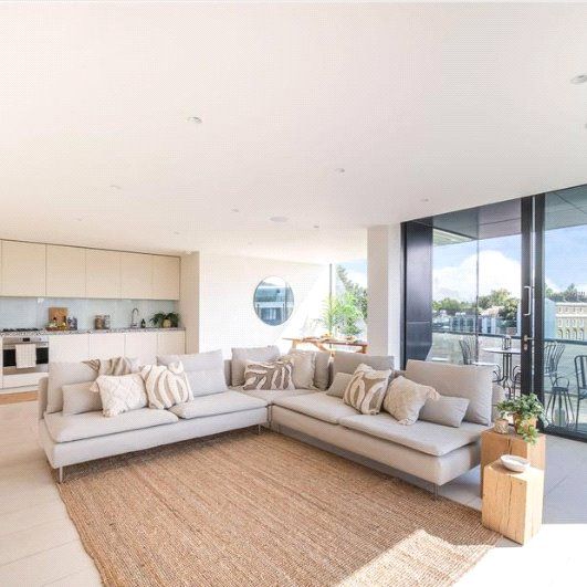 Latitude House, Primrose Hill - Photo 1