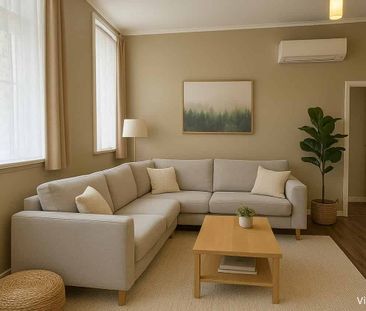 Apartment Living in Iconic Building - Photo 2