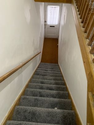 2 Bed Maisonette, Manchester Road, N15 - Photo 1