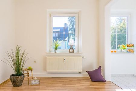 Ländlich gelegene 2-Raum-Wohnung mit Tageslichtbad - Foto 5