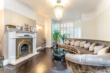 4 bedroom house to rent Haling Park Road, South Croydon, CR2 - Photo 5